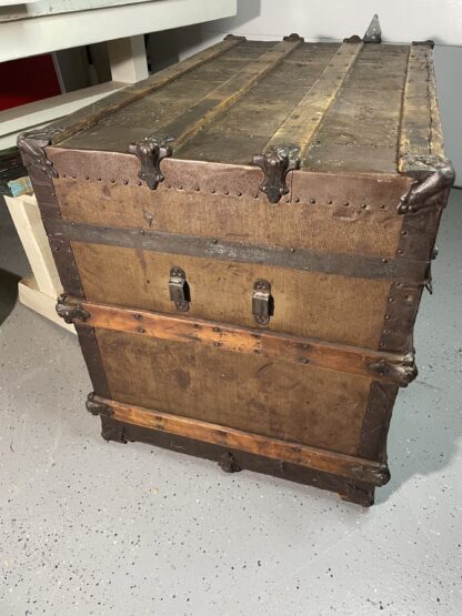 Lot # 78 – Antique Steamer Trunk - Image 4