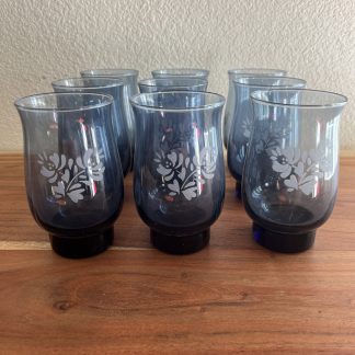 Lot #106 - Vintage Pfaltzgraff Yorktowne Blue: Water Glasses