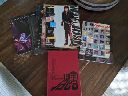 Lot # 16 – Vintage concert Programs & 1969 yearbook. Michael Jackson, Kiss & more - Image 2