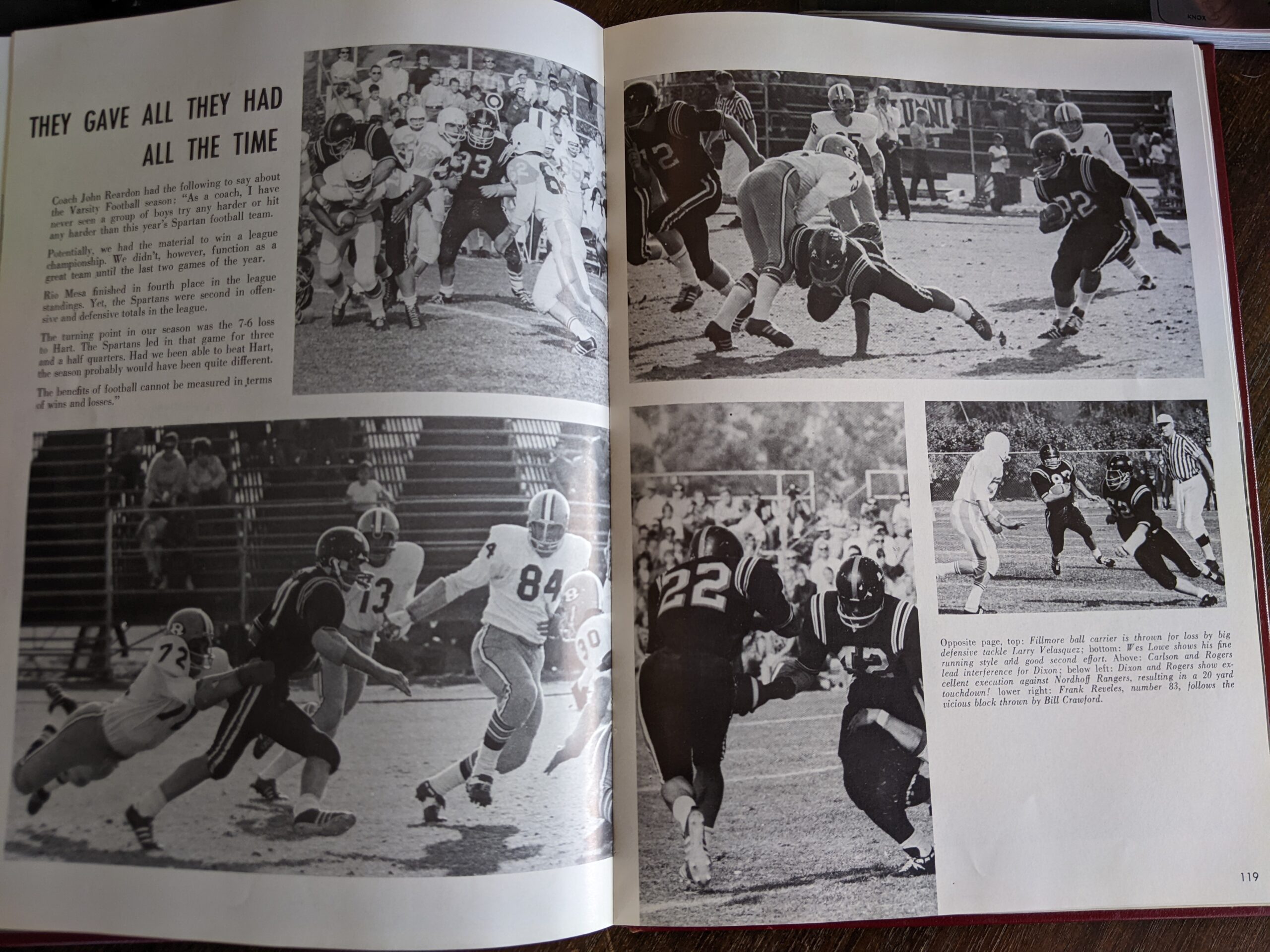 Lot # 16 – Vintage concert Programs & 1969 yearbook. Michael Jackson, Kiss & more - Image 3