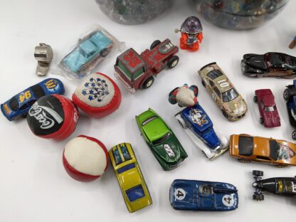 Lot # 24 – Large assortment of Marbles (over 10 lbs.), hot wheels & other toys - Image 3