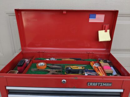 Lot # 20 – Red rolling tool chest / cabinet combo w/ a large assortment of tools. - Image 5