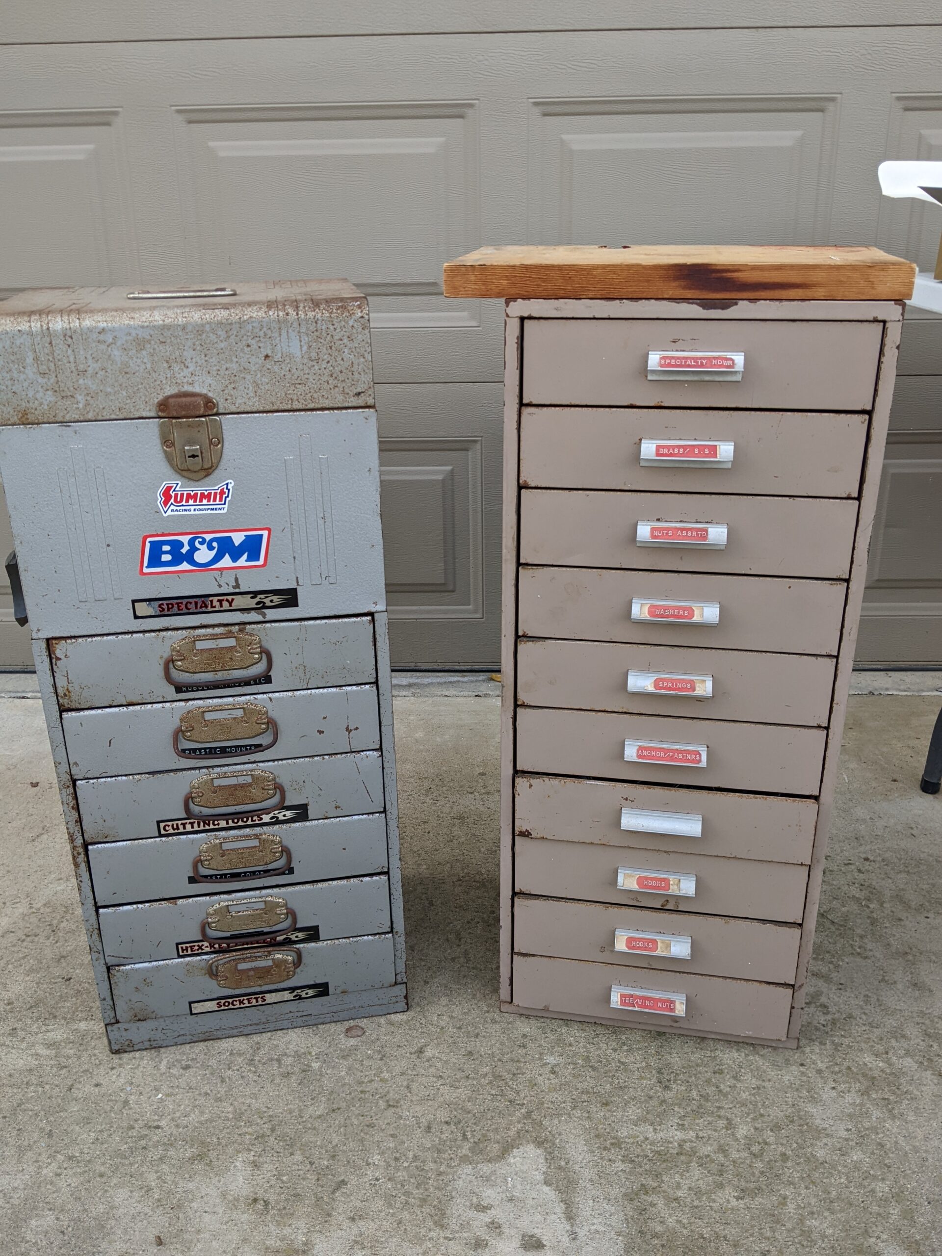 Lot # 23 – Vintage metal File boxes & fishing box. Includes large assortment of hardware, screws, nuts, bolts, hooks, nails & more! - Image 2