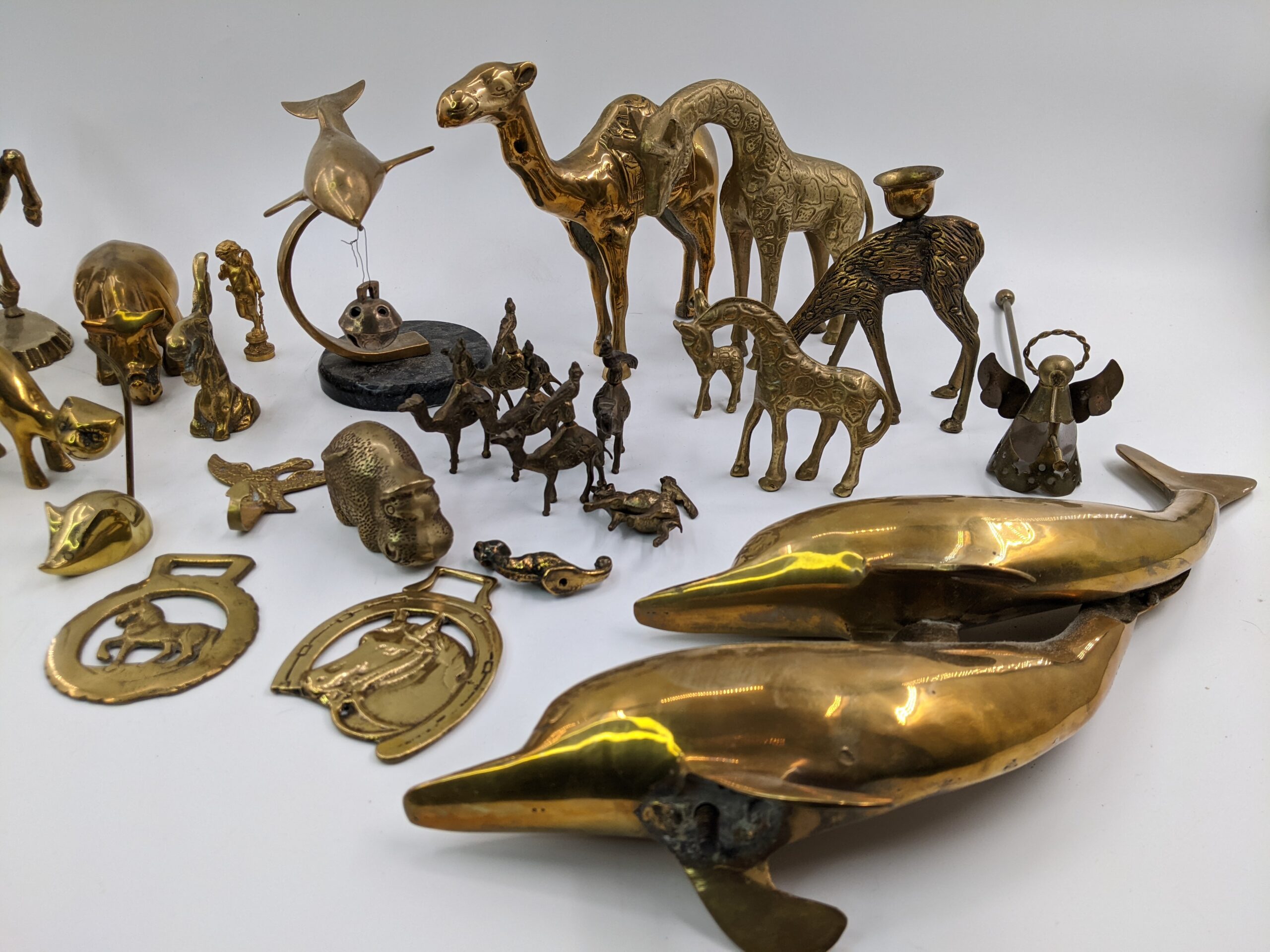 Lot # 44 – Large assortment of heavy brass animal figures - Image 2