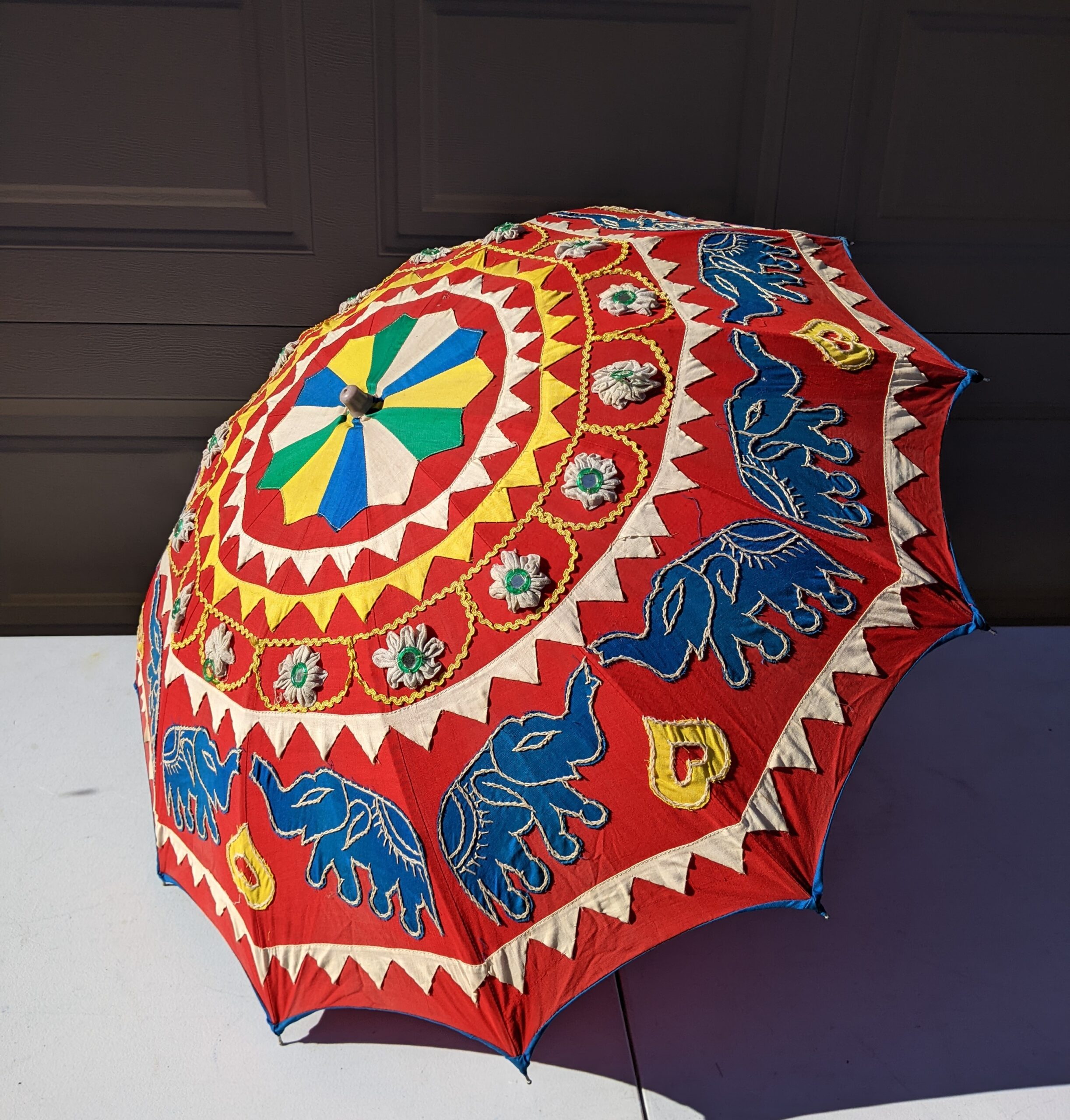 Lot # 62 – Antique handmade umbrella - Image 3