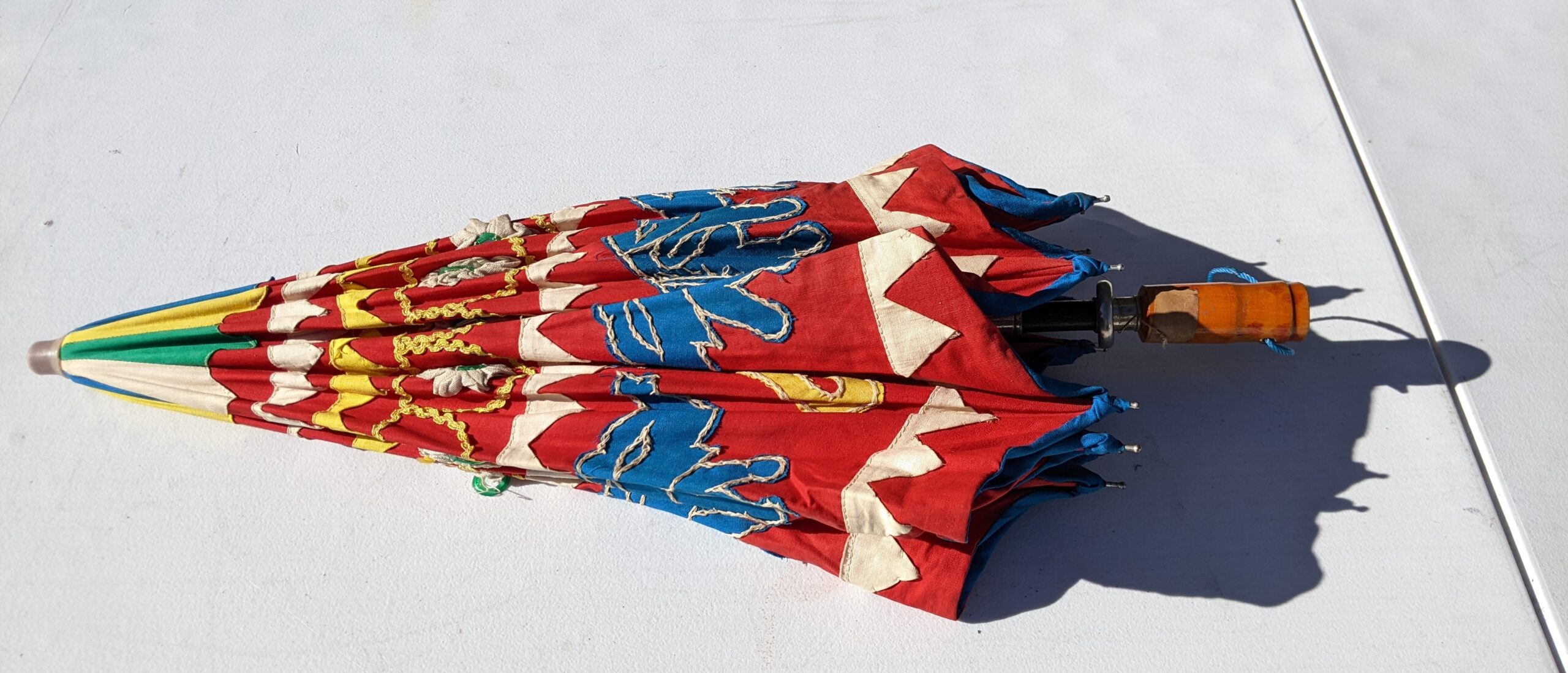 Lot # 62 – Antique handmade umbrella - Image 4