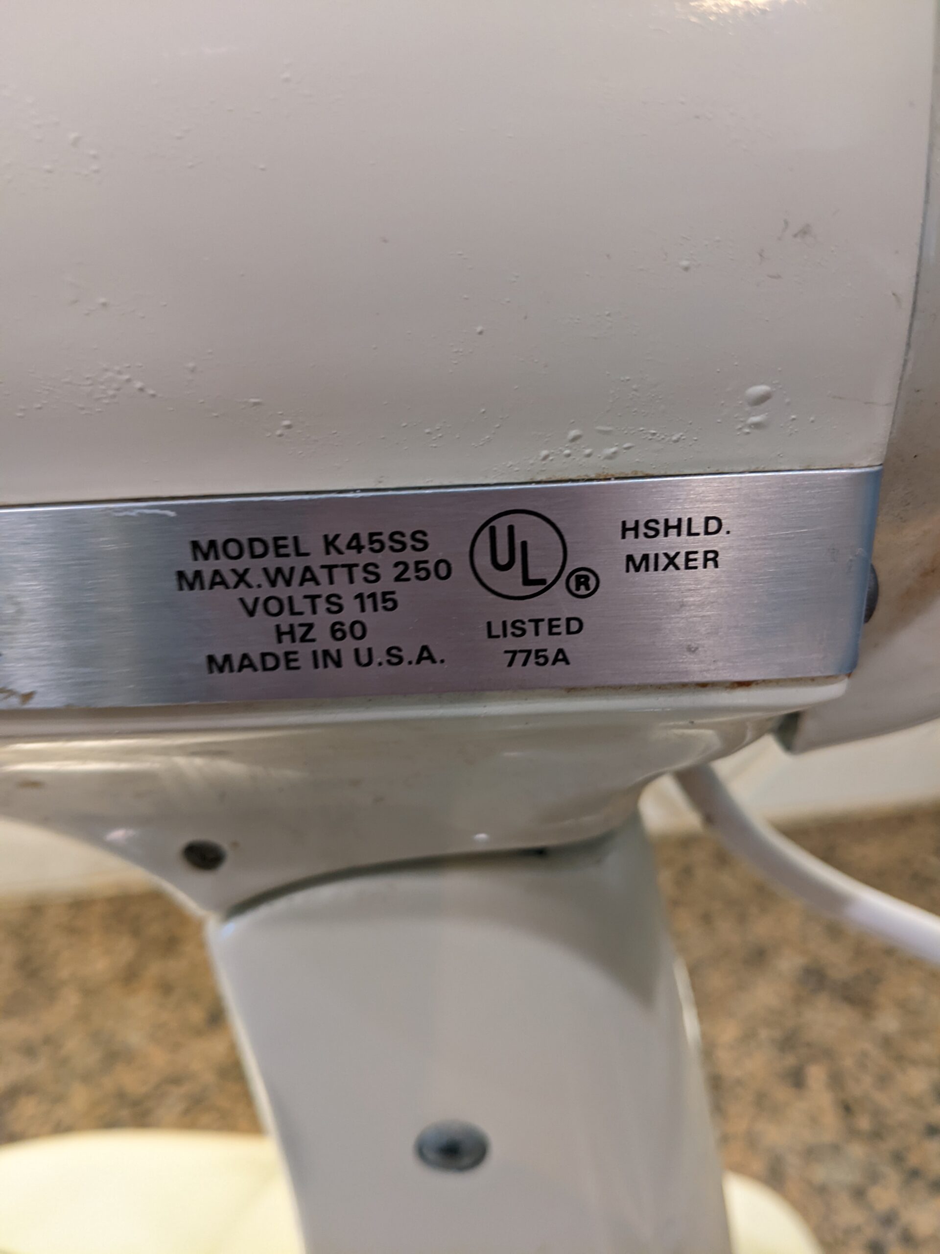 Lot # 50 – Kitchenaid Mixer with accessories - Image 5