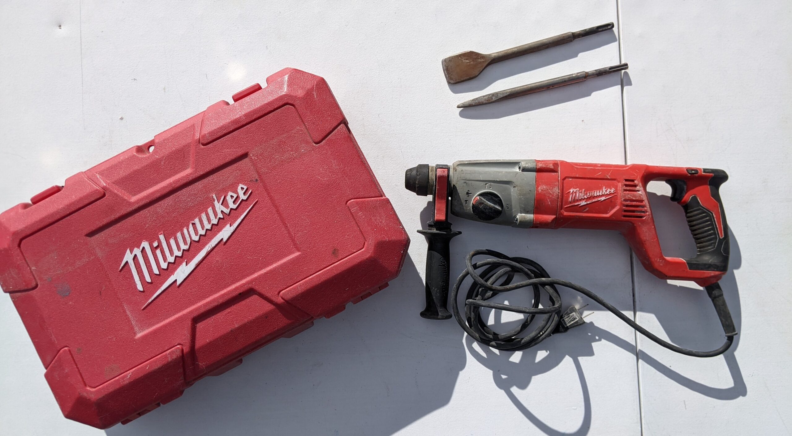 Lot # 53 – Milwaukee Rotary hammer