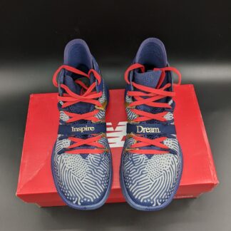 Lot # 5 - New Balance Kawi basketball shoes Youth kids 5 NIB