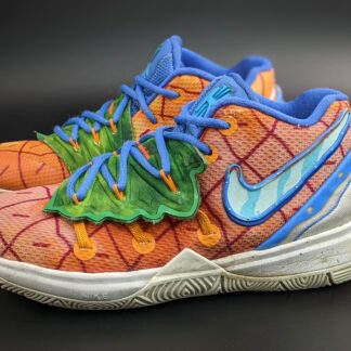 Lot # 12 - Collectable Nike SpongeBob SquarePants Kyrie 5 Pineapple House Size: 13C Kids Used w/ out box