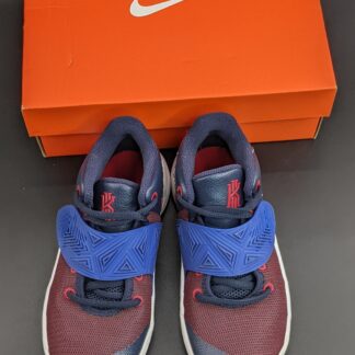 Lot # 14 - Nike Kyrie Flytrap lll Basketball Shoes Youth Size: 1.5y gently wore w/ Box