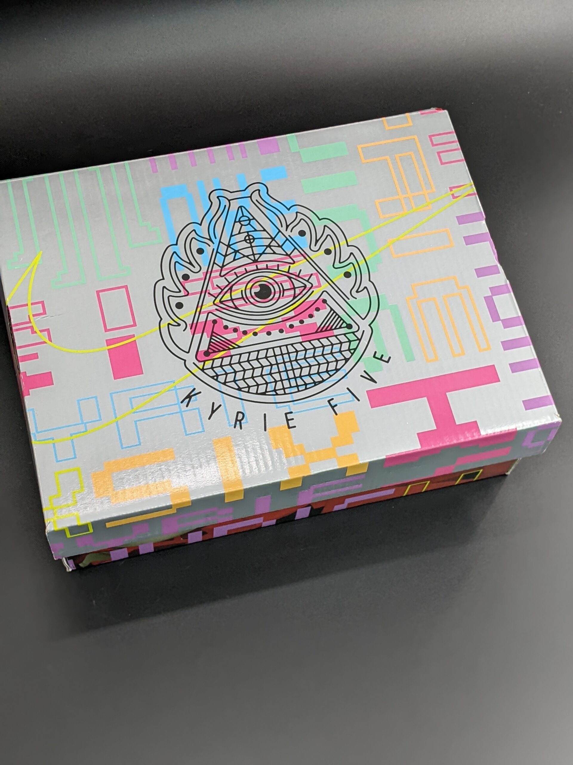 Lot # 16 – Collectable Nike Kybird S2 “Best of What the” Multi Color youth Size: 1y used w/ box - Image 3