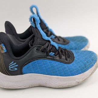 Lot # 19 - Collectable Under Armour Stephen Curry Flow 9 Cookie Monster basketball shoes Sesame Street Size: youth 3y (Good used Condition)