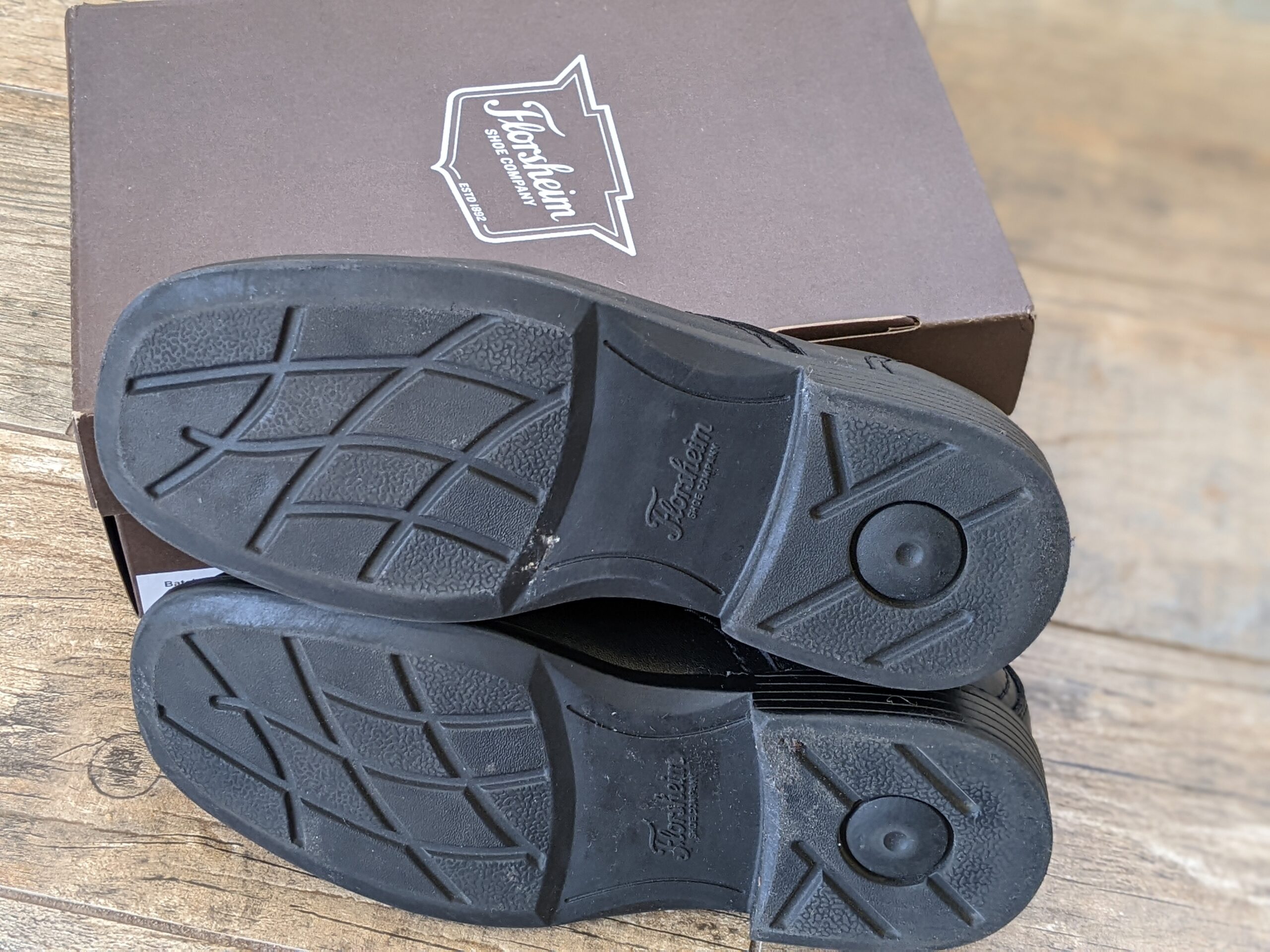 Lot # 30 – Florsheim Billings Jr. ll Black Dress shoes Kids size 2.5m  (worn once w/ box) - Image 7