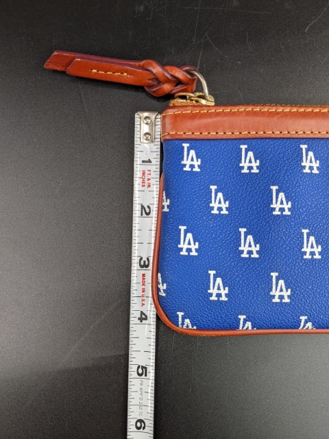 Lot # 170 – LA Dodgers Dooney and Bourke Wristlet - Image 6