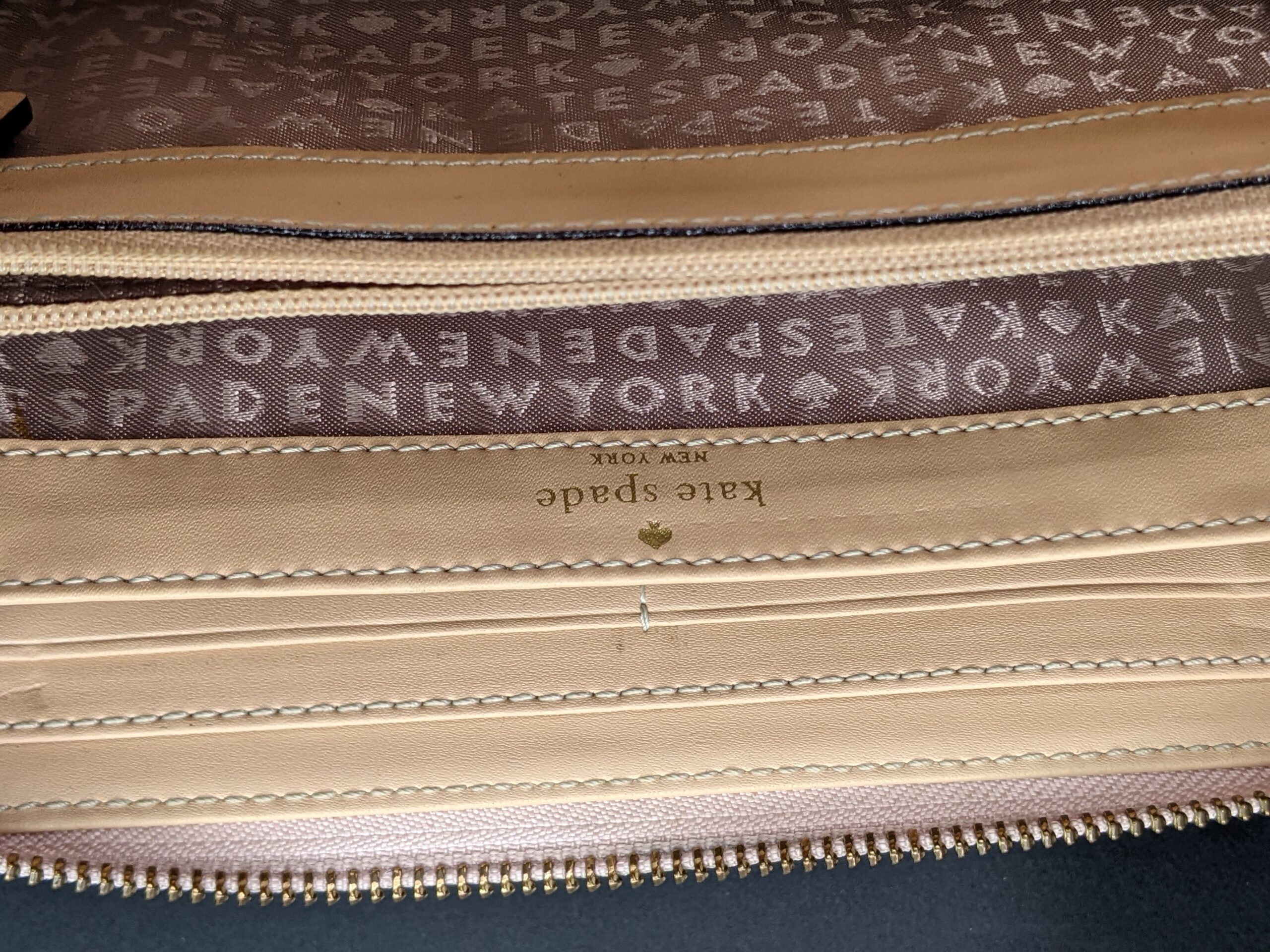 Lot # 64 – Kate Spade Pink Wallet - Image 6