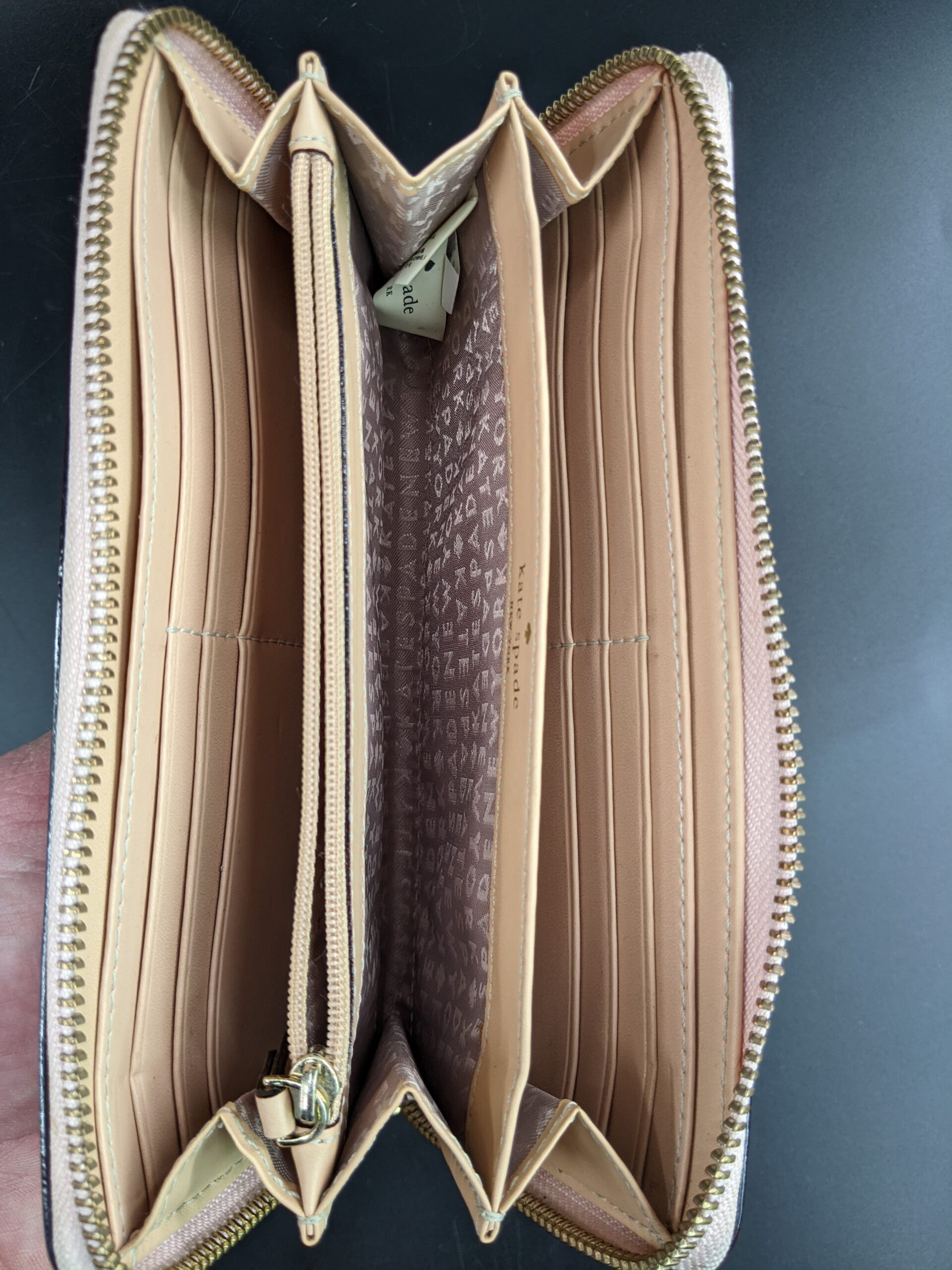 Lot # 64 – Kate Spade Pink Wallet - Image 5