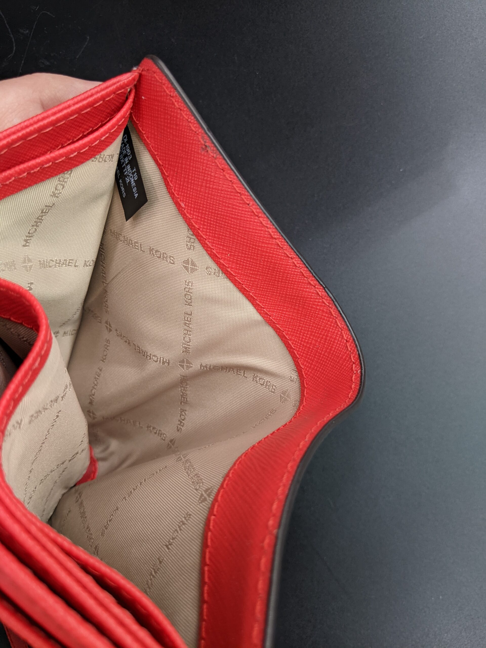 Lot # 65 – Michael Kors Wallets Red and Blue - Image 4