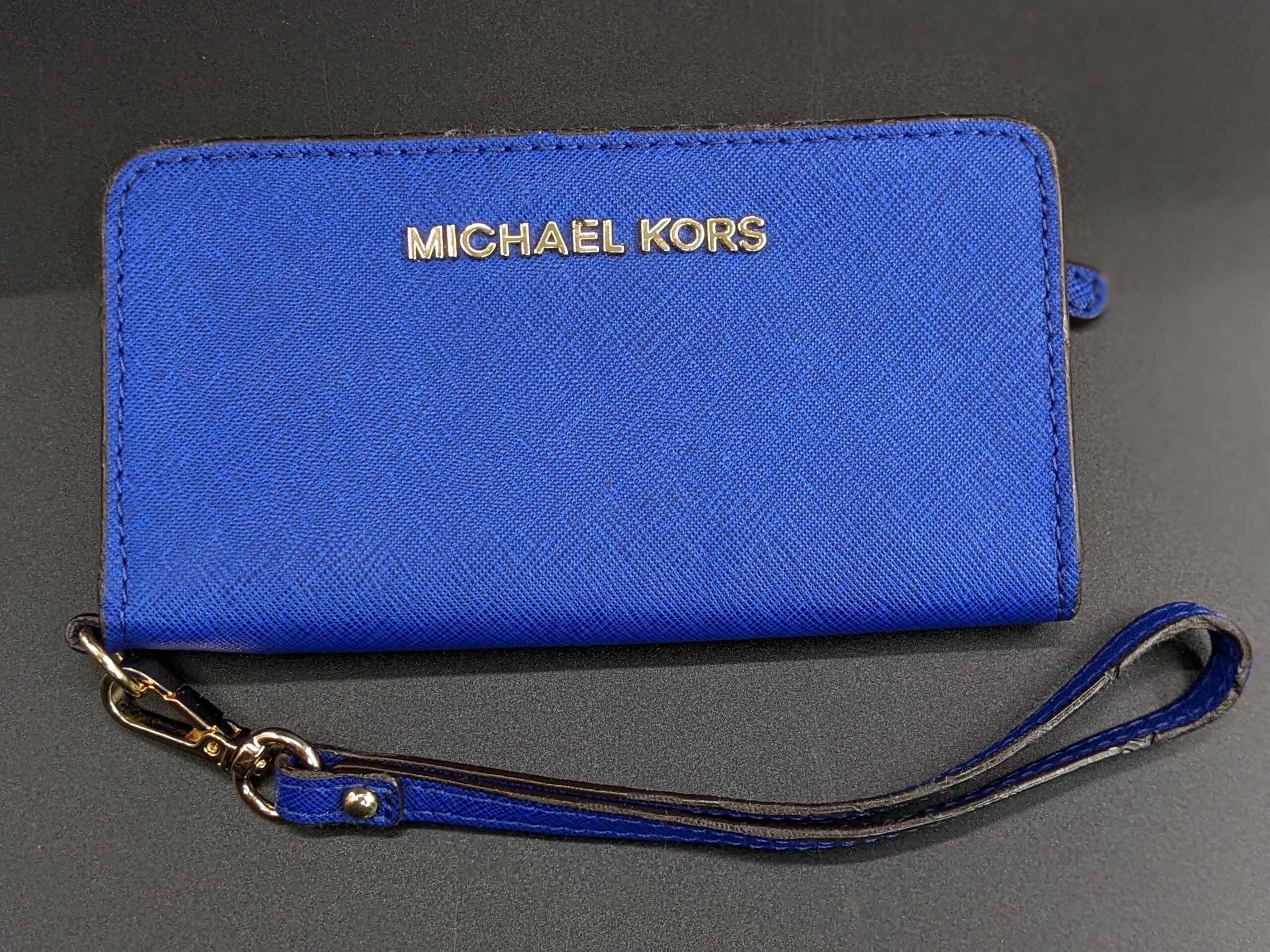 Lot # 65 – Michael Kors Wallets Red and Blue - Image 6