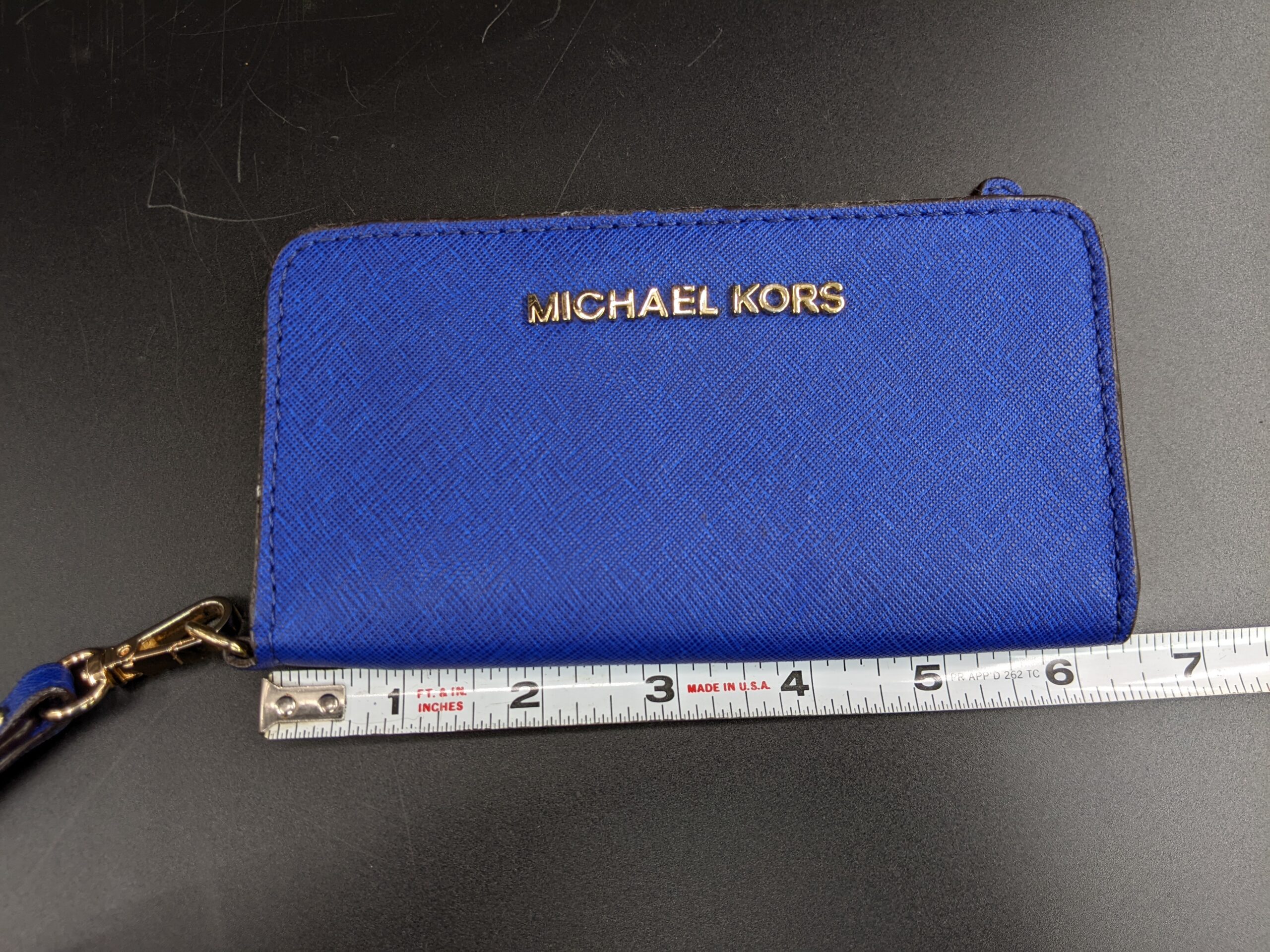 Lot # 65 – Michael Kors Wallets Red and Blue - Image 10