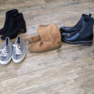 Lot # 45 - Womens Shoe lot 6 pairs Size 9-10 (Used)