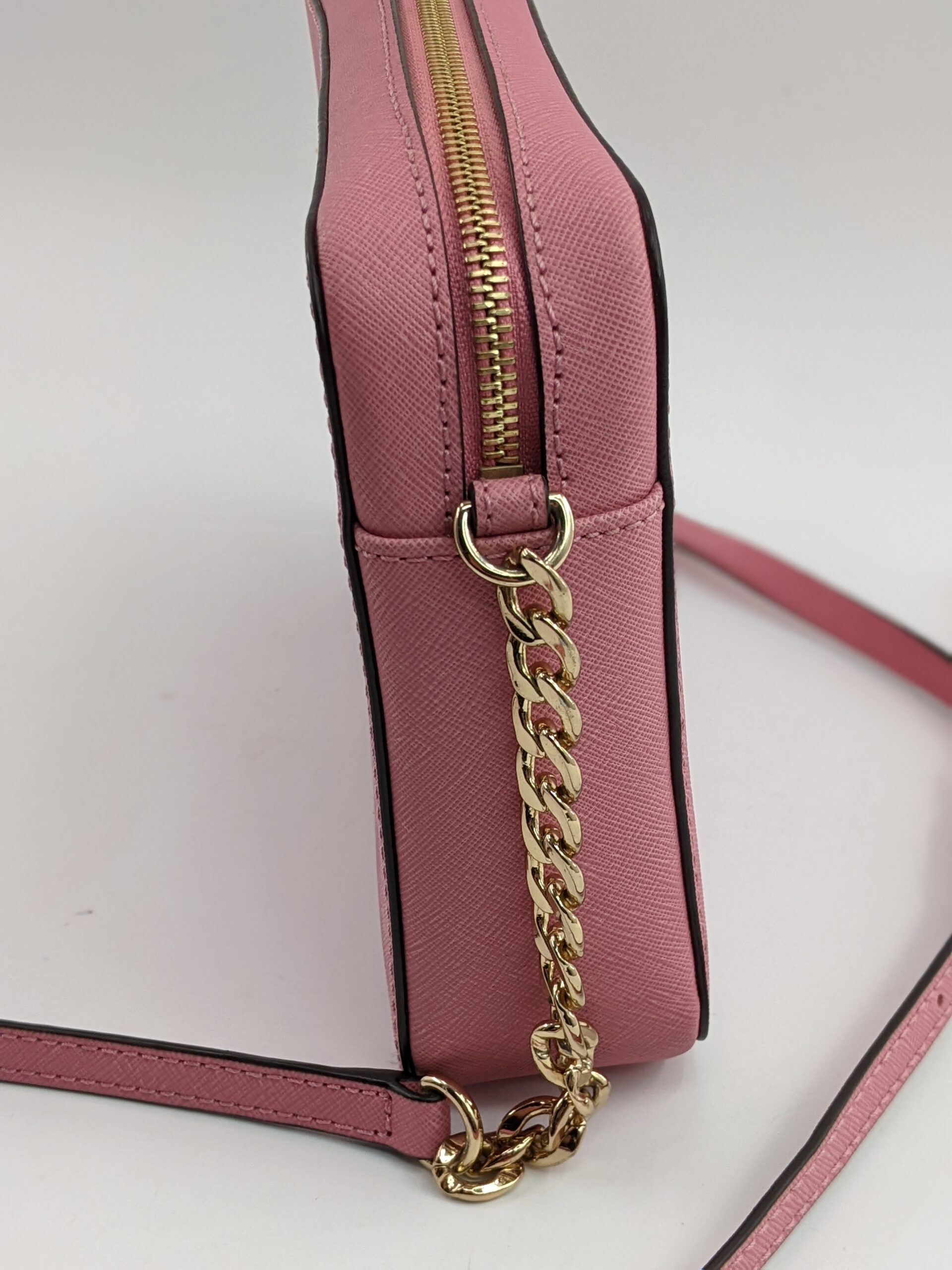 Lot # 60 – Pink Michael Kors Crossbody Handbag - Image 5