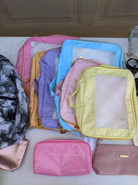 Lot # 91 – Girls Backpack, bags, totes (some new) - Image 3