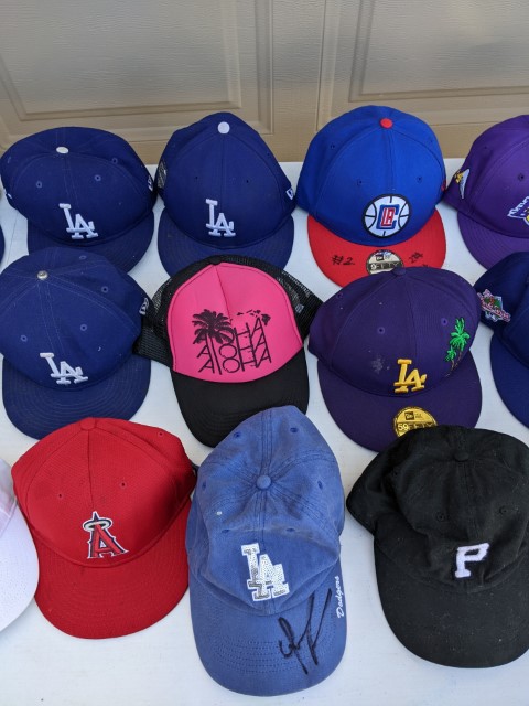 Lot # 93 – Huge lot of hats! Mostly youth sizes. Nike, Dodgers, Lakers and more - Image 4