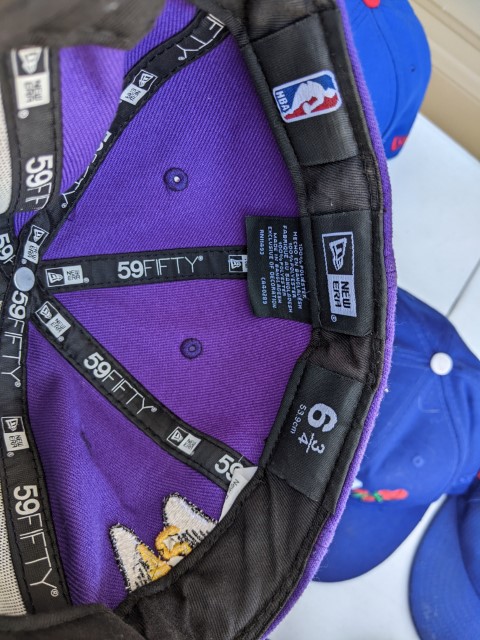 Lot # 93 – Huge lot of hats! Mostly youth sizes. Nike, Dodgers, Lakers and more - Image 8