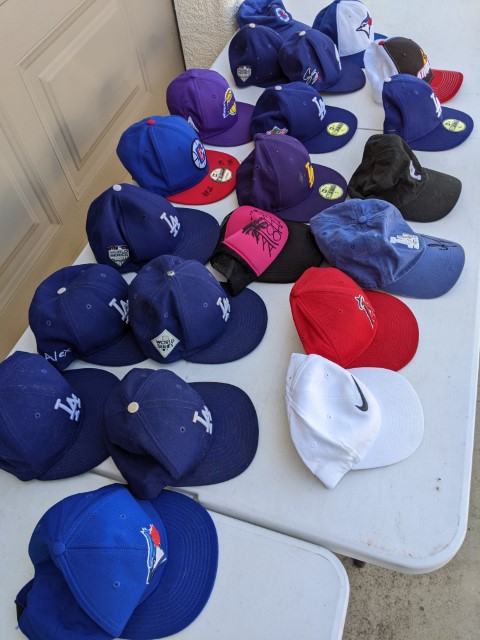 Lot # 93 – Huge lot of hats! Mostly youth sizes. Nike, Dodgers, Lakers and more - Image 10
