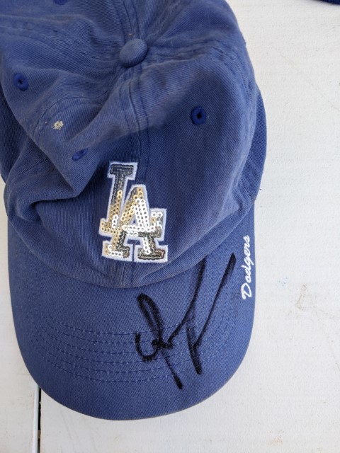 Lot # 93 – Huge lot of hats! Mostly youth sizes. Nike, Dodgers, Lakers and more - Image 13