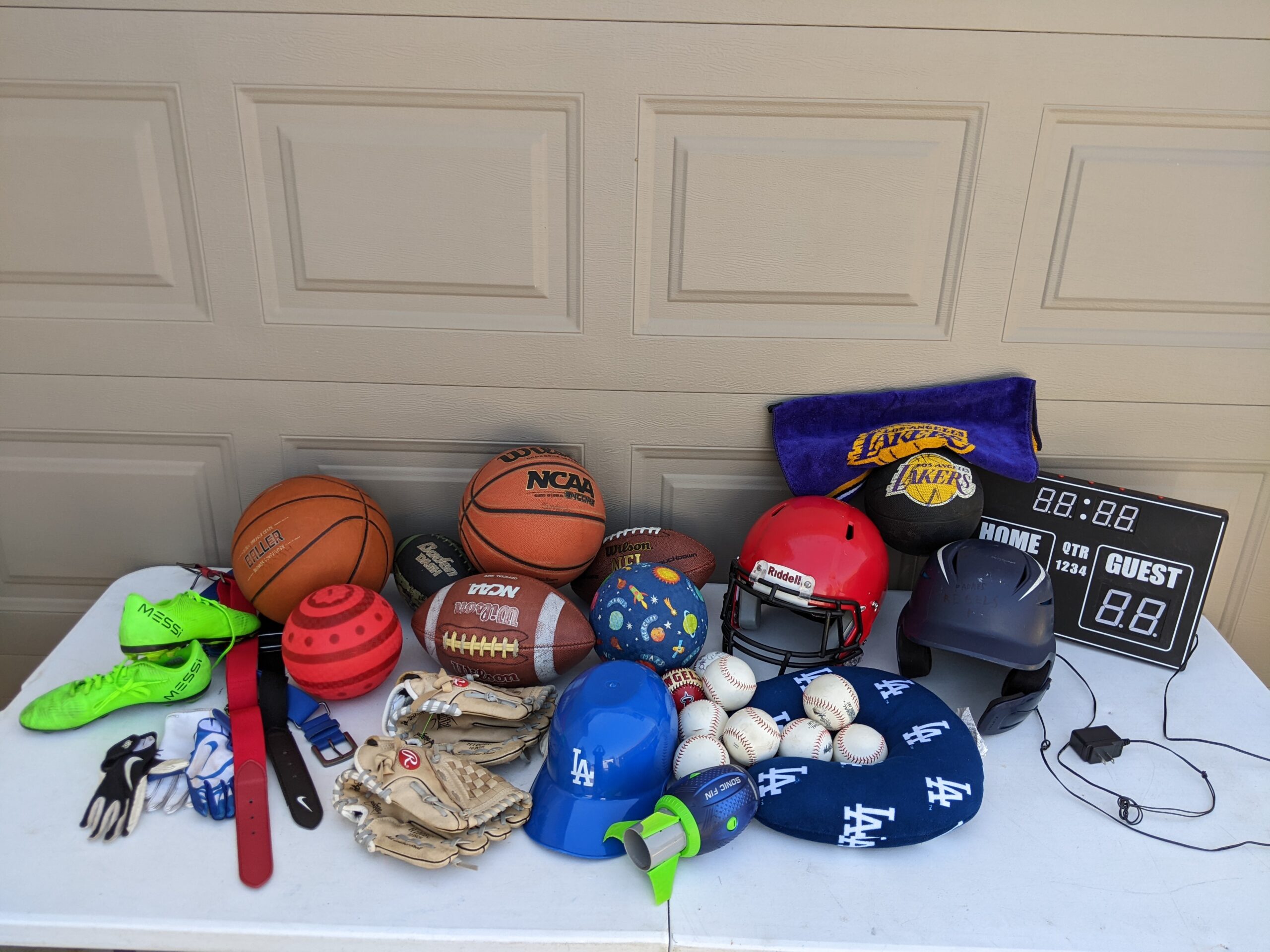 Lot # 95 – Sports Lot – Lakers, Dodgers, Scoreboard, balls and more!