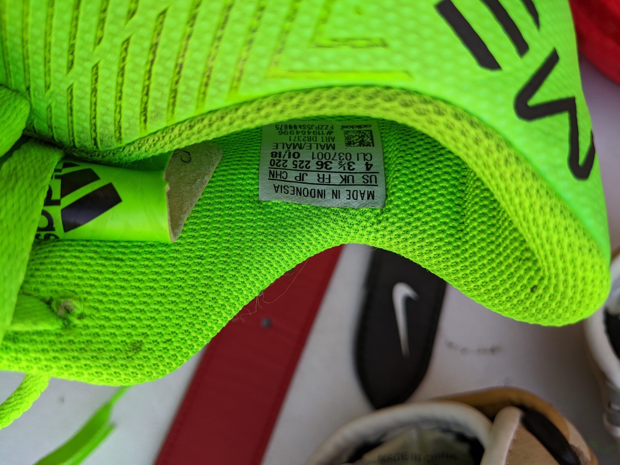 Lot # 95 – Sports Lot – Lakers, Dodgers, Scoreboard, balls and more! - Image 7