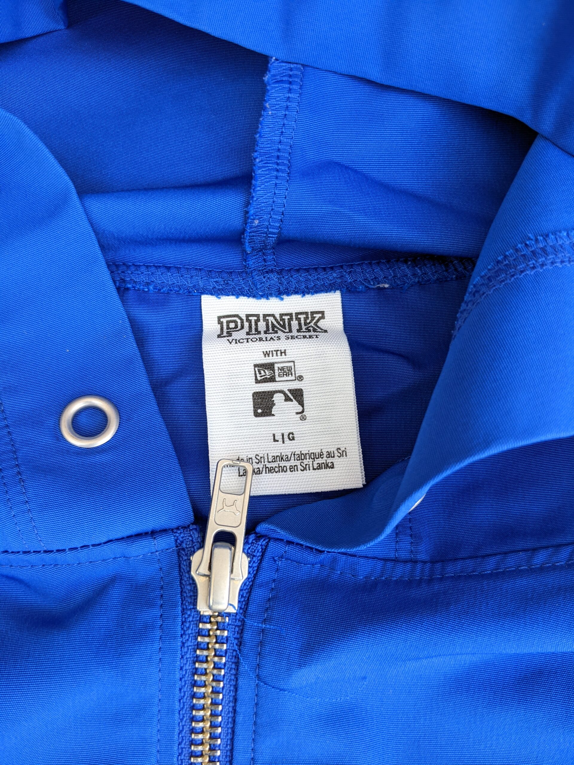 Lot # 94 – Adult Sportswear lot- Nike, Reebok, NBA, Dodgers, VS Pink - Image 14