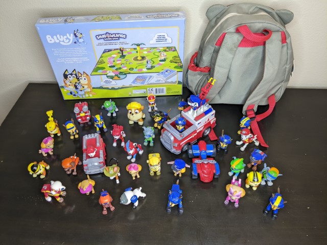 Lot # 103 – Lot of Paw patrol toys and NIB Bluey Game! - Image 4