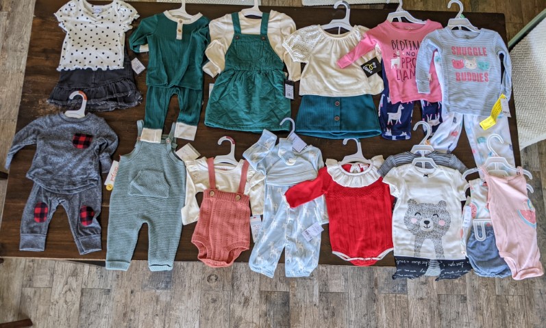 Lot # 130 – Lot of NEW Baby Clothes NWT - Image 3