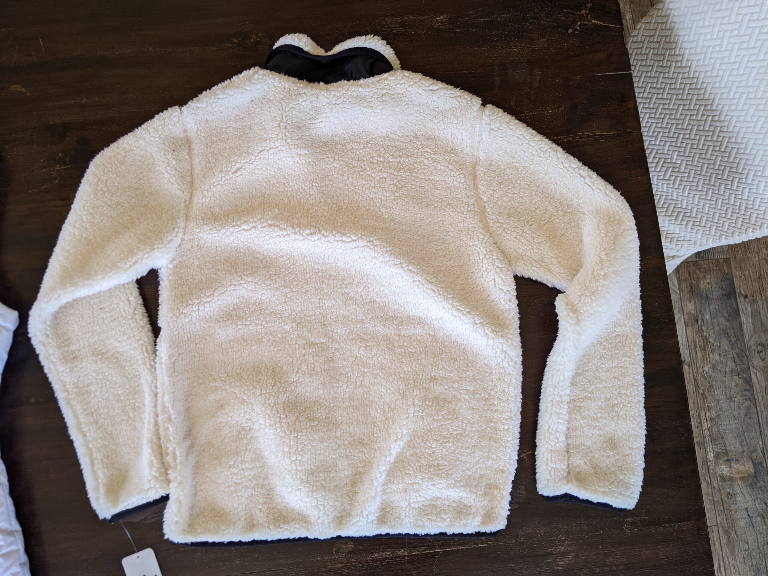 Lot # 134 – Womens Vest and Jacket San Fransico 49ers! (Size Small) NWT!! - Image 5