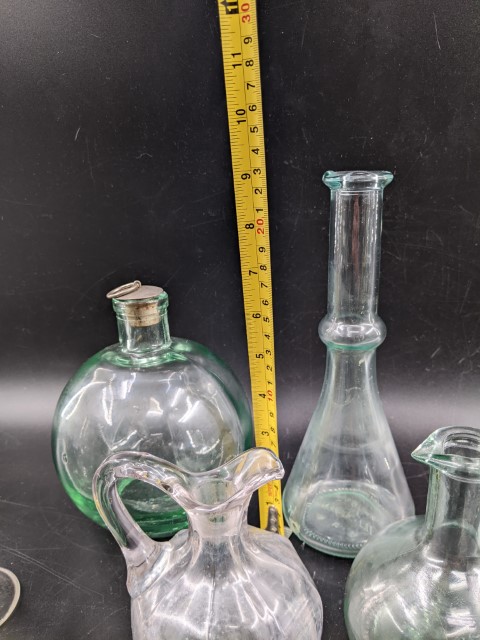 Lot # 144 – Vintage unique Glass Lot (8 Pieces) - Image 3