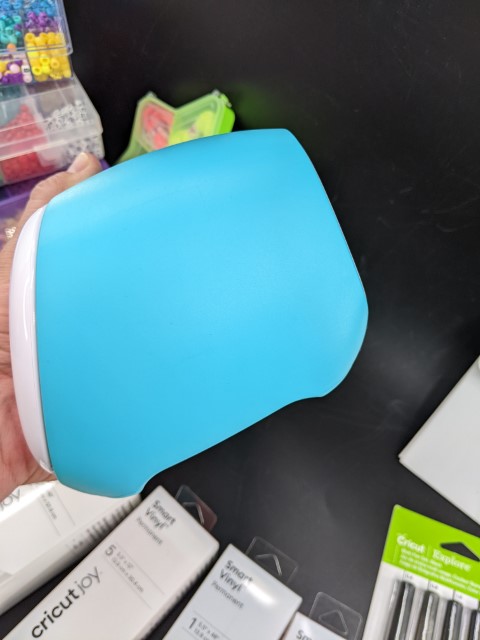 Lot # 159 – Cricut Joy (no cord), Cricut accessories and Bead set - Image 4