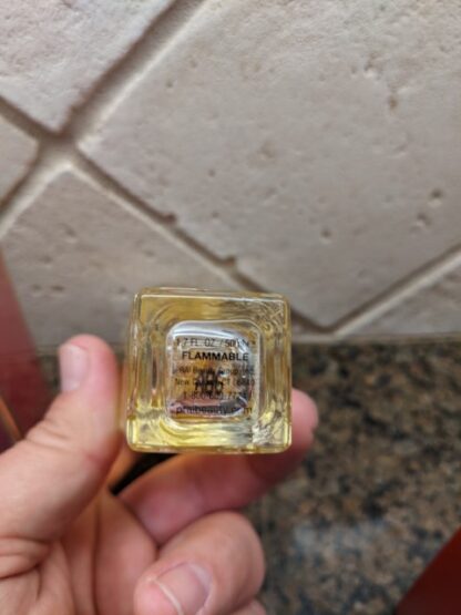 Lot # 51 – Perfume Lot: Marilyn Miglin 112 NIB SEALED Eau De Parfum 3.4oz, Scent of a Women, and Marilyn Miglin 112. - Image 4