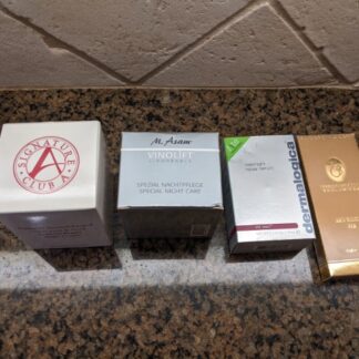Lot # 52 - Lot of Cosmetics (All new in package)