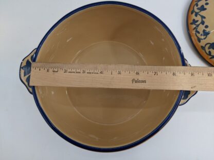 Lot # 57 – LIDIA BASTIANICH HAND PAINTED COVERED CASSEROLE STONEWARE - Image 7