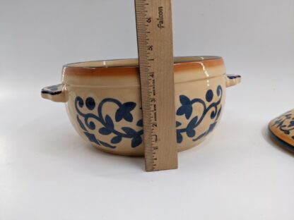 Lot # 57 – LIDIA BASTIANICH HAND PAINTED COVERED CASSEROLE STONEWARE - Image 8