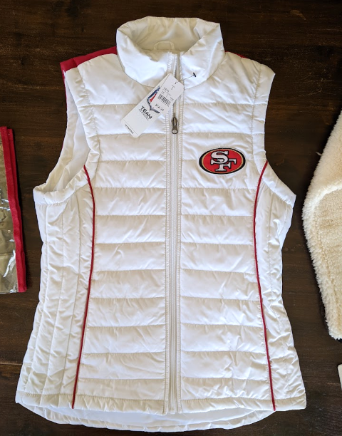 Lot # 134 – Womens Vest and Jacket San Fransico 49ers! (Size Small) NWT!! - Image 11